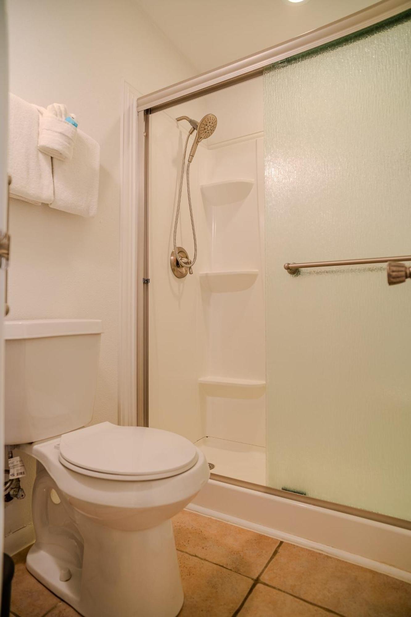 Kingfishers Retreat Serene 1Br Escape With Balcony 207 South Padre Island Exterior photo